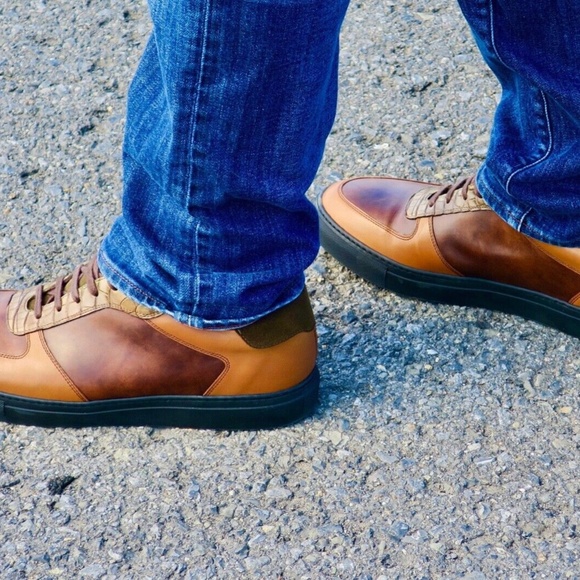 Maison Koly Air Stunt Museum handmade Alligator - Picture 2 of 6